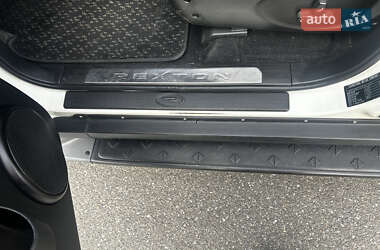 Внедорожник / Кроссовер SsangYong Rexton 2012 в 