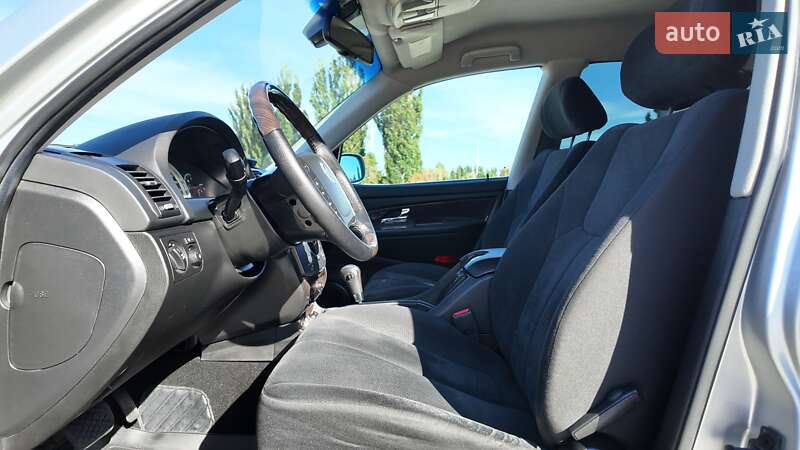 Внедорожник / Кроссовер SsangYong Rexton 2011 в Киеве