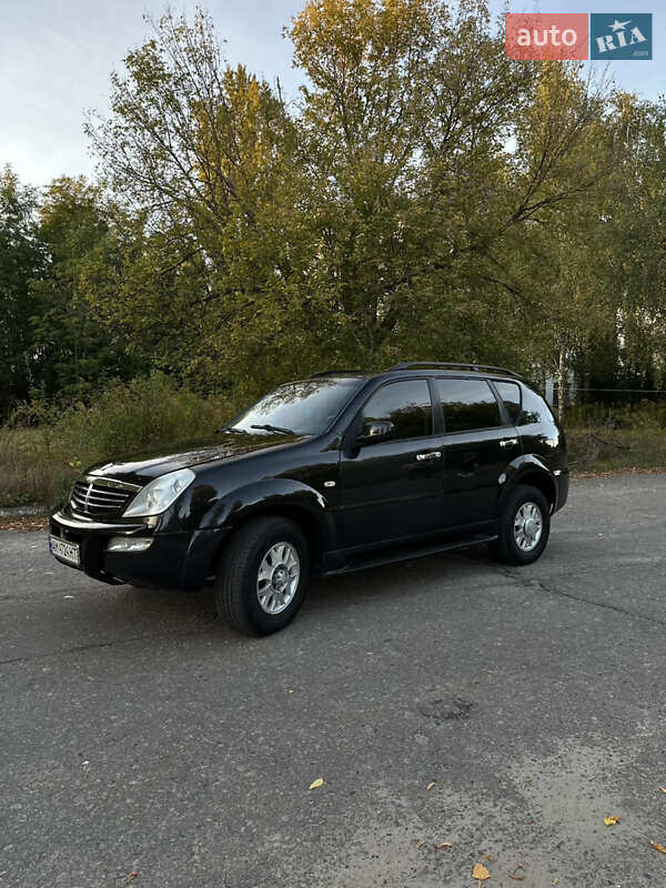 Позашляховик / Кросовер SsangYong Rexton 2005 в Сумах