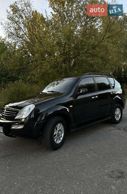 Внедорожник / Кроссовер SsangYong Rexton 2005 в 