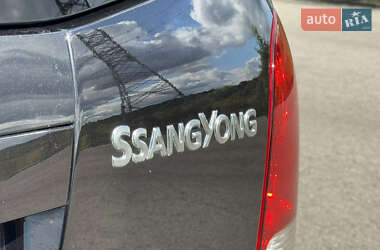 Внедорожник / Кроссовер SsangYong Rexton 2009 в 