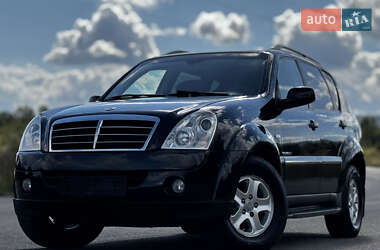 Внедорожник / Кроссовер SsangYong Rexton 2009 в 