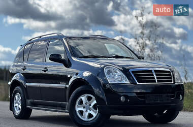 Внедорожник / Кроссовер SsangYong Rexton 2009 в 