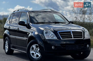 Внедорожник / Кроссовер SsangYong Rexton 2009 в 