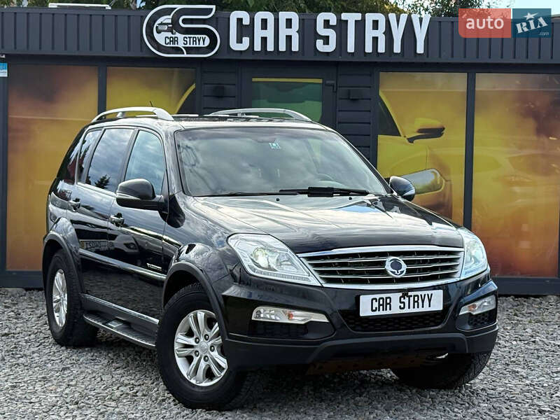 Внедорожник / Кроссовер SsangYong Rexton 2017 в Стрые