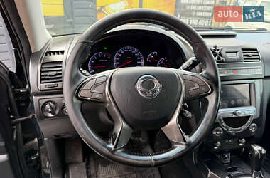 Позашляховик / Кросовер SsangYong Rexton 2017 в 