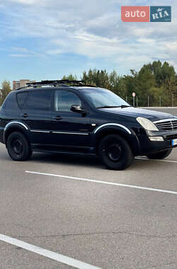 Внедорожник / Кроссовер SsangYong Rexton 2005 в 