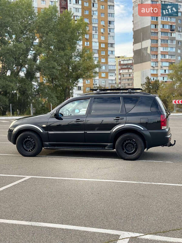 Внедорожник / Кроссовер SsangYong Rexton 2005 в Киеве