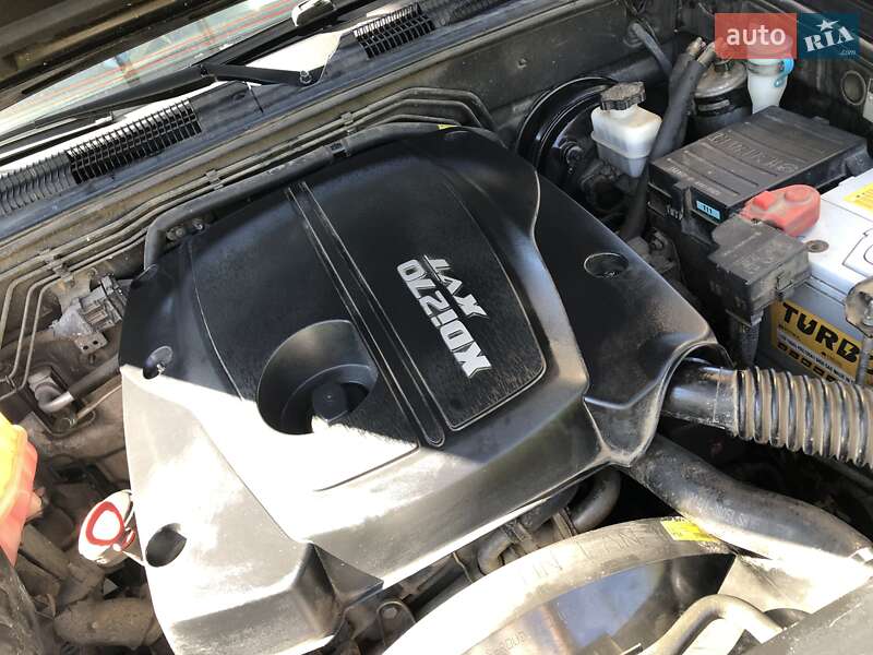 Позашляховик / Кросовер SsangYong Rexton 2013 в Полтаві