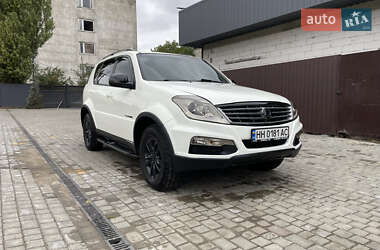 Позашляховик / Кросовер SsangYong Rexton 2014 в 
