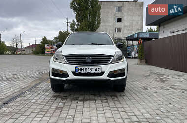Позашляховик / Кросовер SsangYong Rexton 2014 в 