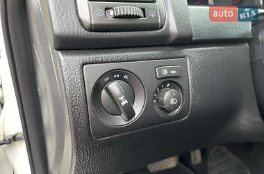 Позашляховик / Кросовер SsangYong Rexton 2014 в 