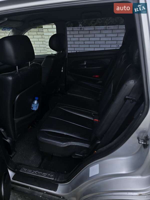 Внедорожник / Кроссовер SsangYong Rexton 2011 в Фастове