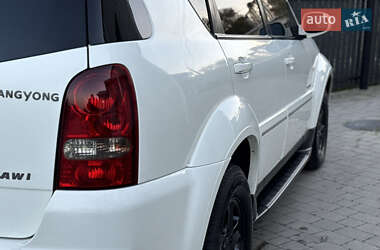 Позашляховик / Кросовер SsangYong Rexton 2008 в 