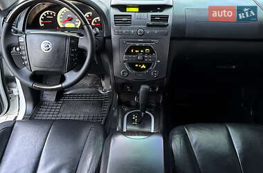 Позашляховик / Кросовер SsangYong Rexton 2008 в 