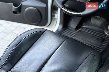 Позашляховик / Кросовер SsangYong Rexton 2008 в 