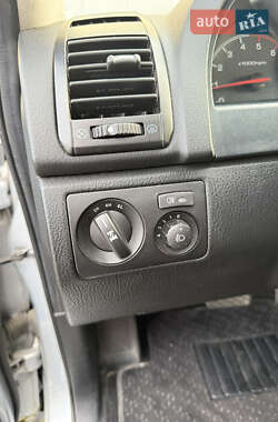Внедорожник / Кроссовер SsangYong Rexton 2008 в 