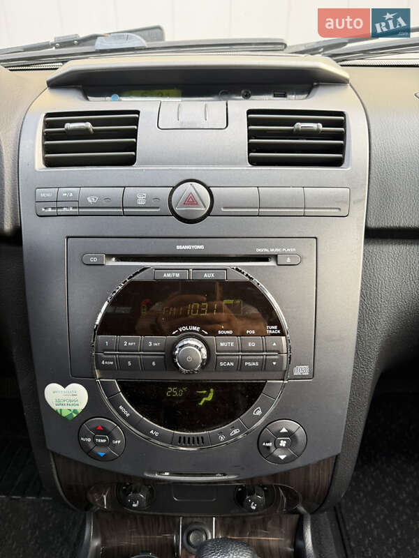 Позашляховик / Кросовер SsangYong Rexton 2008 в Києві