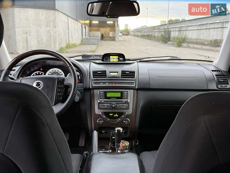Внедорожник / Кроссовер SsangYong Rexton 2012 в Киеве