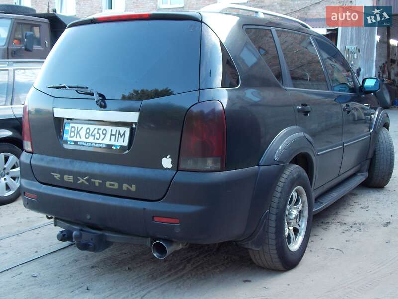 Внедорожник / Кроссовер SsangYong Rexton 2004 в Сарнах фото 3 Внедорожник / Кроссовер SsangYong Rexton 2004 в Сарнах