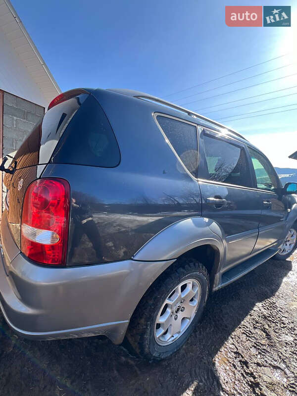 Позашляховик / Кросовер SsangYong Rexton 2007 в Косові фото 25 Позашляховик / Кросовер SsangYong Rexton 2007 в Косові