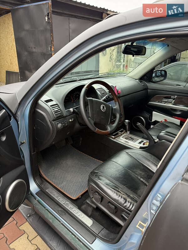 Внедорожник / Кроссовер SsangYong Rexton 2005 в Одессе
