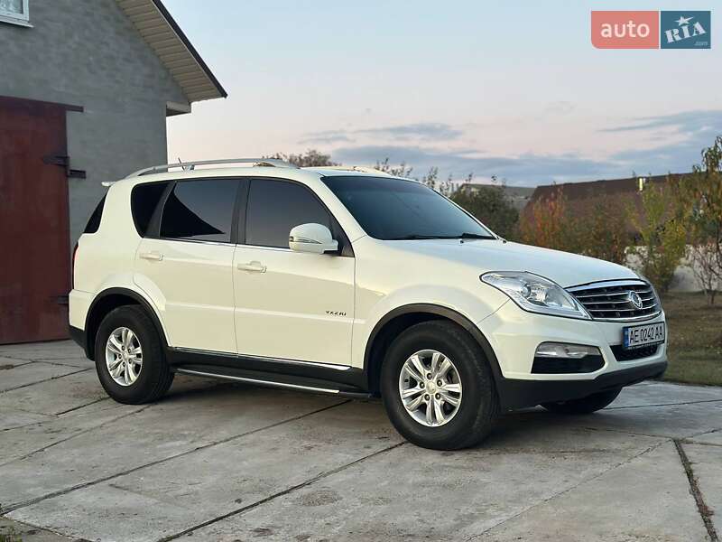Внедорожник / Кроссовер SsangYong Rexton 2012 в Черкассах