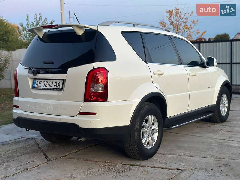 Внедорожник / Кроссовер SsangYong Rexton 2012 в Черкассах