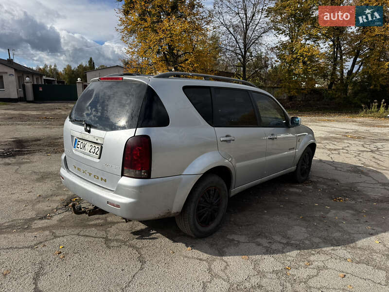 Внедорожник / Кроссовер SsangYong Rexton 2005 в Житомире