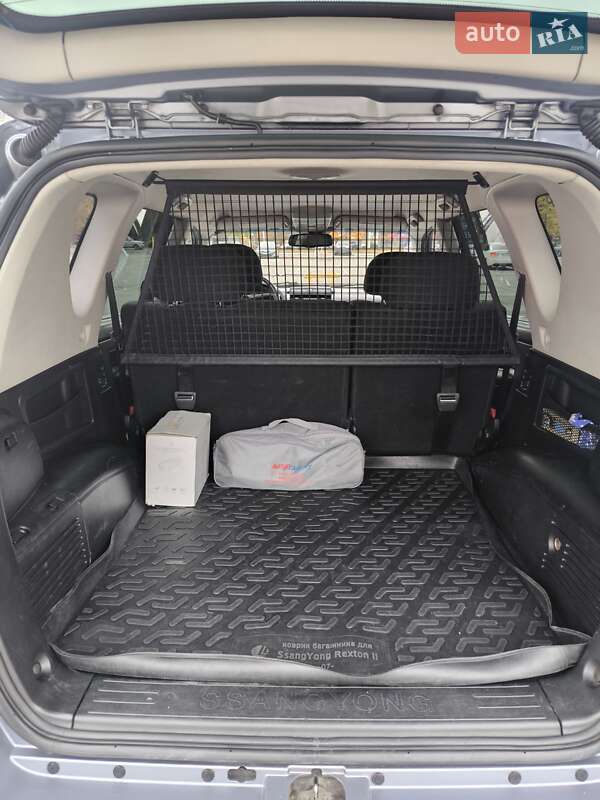 Внедорожник / Кроссовер SsangYong Rexton 2011 в Броварах