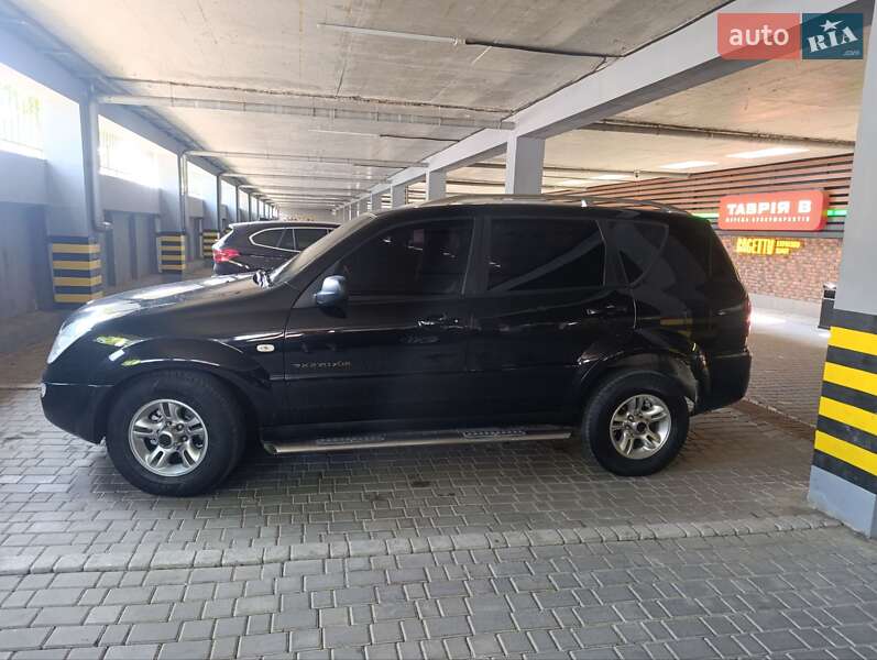 Позашляховик / Кросовер SsangYong Rexton 2005 в Івано-Франківську