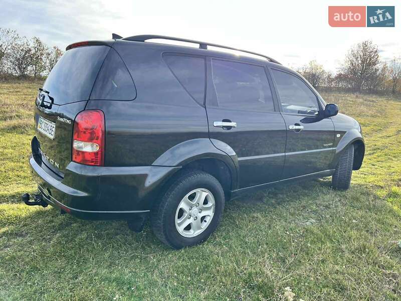 Внедорожник / Кроссовер SsangYong Rexton 2008 в Городенке