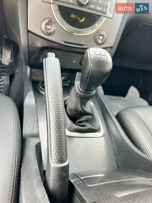 Внедорожник / Кроссовер SsangYong Rexton 2008 в Городенке