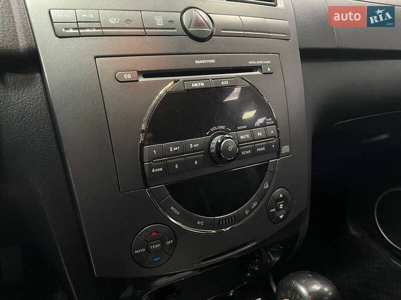 Позашляховик / Кросовер SsangYong Rexton 2008 в Києві