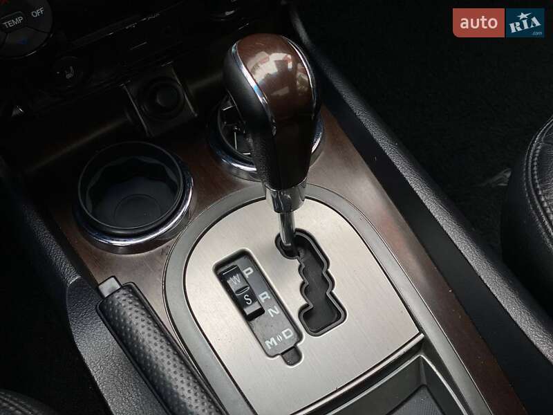 Позашляховик / Кросовер SsangYong Rexton 2012 в Дніпрі