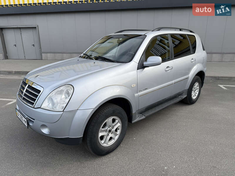 Позашляховик / Кросовер SsangYong Rexton 2008 в Києві фото 3 Позашляховик / Кросовер SsangYong Rexton 2008 в Києві