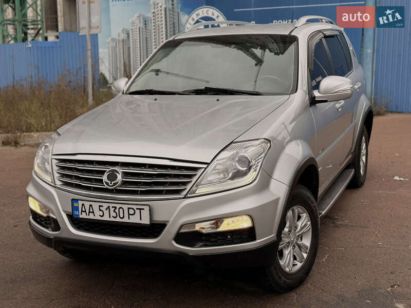 Внедорожник / Кроссовер SsangYong Rexton 2013 в Киеве