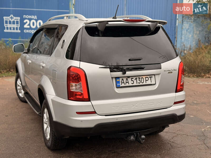 Внедорожник / Кроссовер SsangYong Rexton 2013 в Киеве
