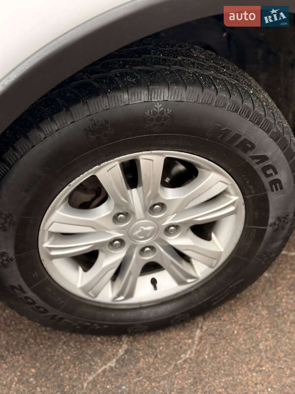 Внедорожник / Кроссовер SsangYong Rexton 2013 в Киеве