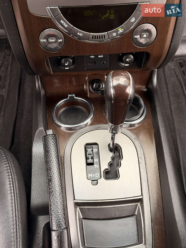 Внедорожник / Кроссовер SsangYong Rexton 2013 в Киеве