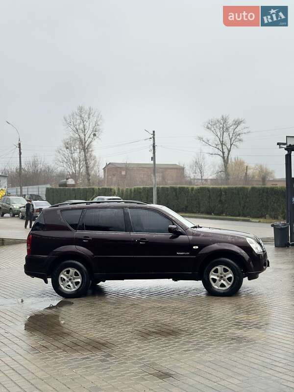 Позашляховик / Кросовер SsangYong Rexton 2008 в Звенигородці