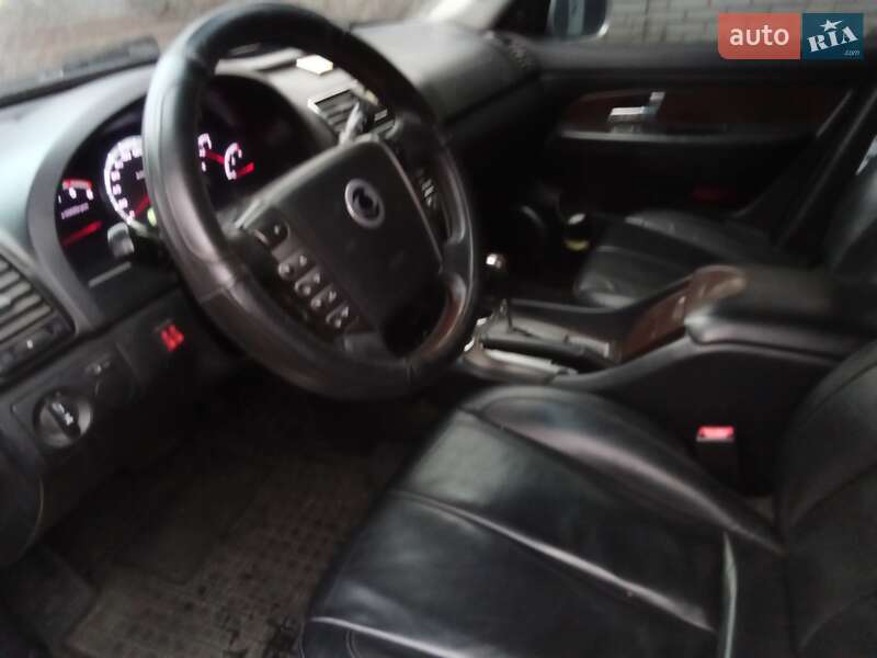 Внедорожник / Кроссовер SsangYong Rexton 2012 в Киеве
