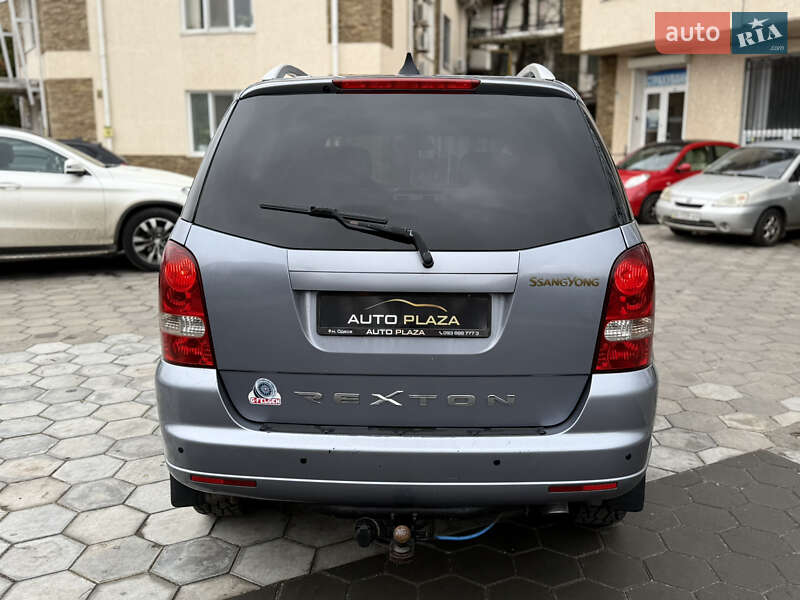 Внедорожник / Кроссовер SsangYong Rexton 2011 в Одессе