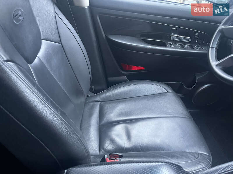 Внедорожник / Кроссовер SsangYong Rexton 2016 в Виннице фото 11 Внедорожник / Кроссовер SsangYong Rexton 2016 в Виннице