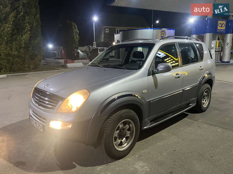 Внедорожник / Кроссовер SsangYong Rexton 2005 в Киеве фото 2 Внедорожник / Кроссовер SsangYong Rexton 2005 в Киеве