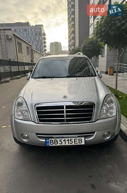 Внедорожник / Кроссовер SsangYong Rexton 2011 в Киеве