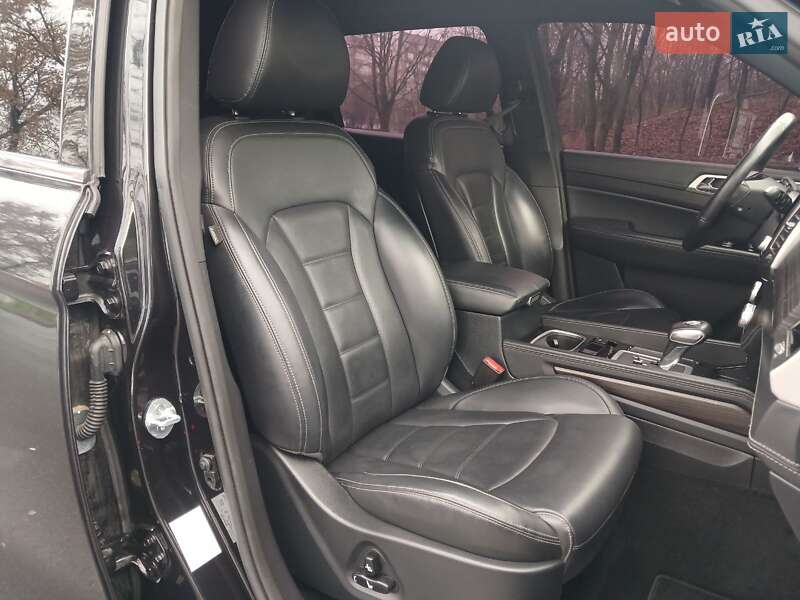 Внедорожник / Кроссовер SsangYong Rexton 2019 в Черкассах