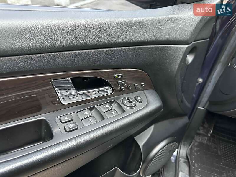 Внедорожник / Кроссовер SsangYong Rexton 2008 в Киеве