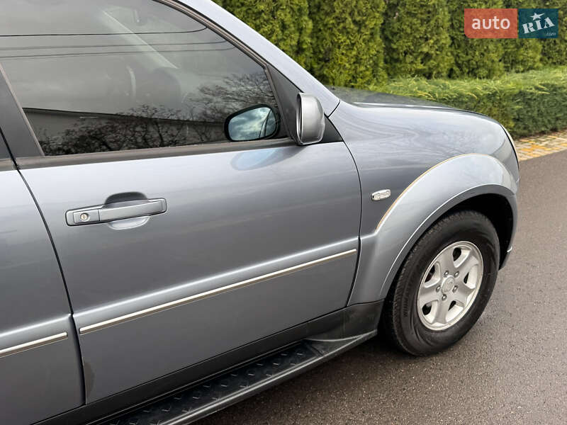 Внедорожник / Кроссовер SsangYong Rexton 2011 в Одессе