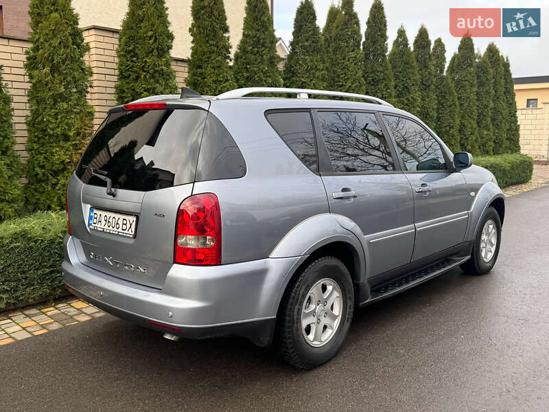 Внедорожник / Кроссовер SsangYong Rexton 2011 в Одессе